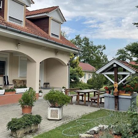 Motel Hummel Per Exterior foto